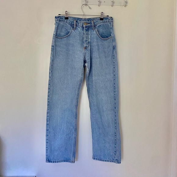 Brandy Melville - John Galt, Mid Wash Straight Leg Jeans - Picture 2 of 3